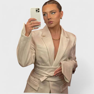 Blazer dress with waistband and lapel collar