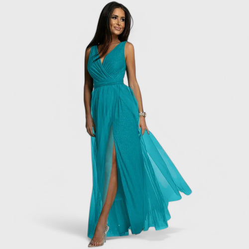 Long dress with V-neck and high slit