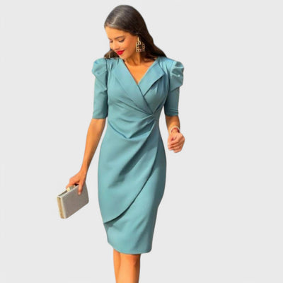 Knee-length dress with V-neck and draping